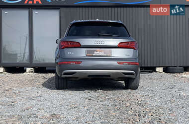 Позашляховик / Кросовер Audi Q5 2018 в 