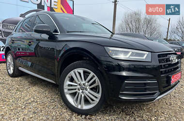 Внедорожник / Кроссовер Audi Q5 2018 в 