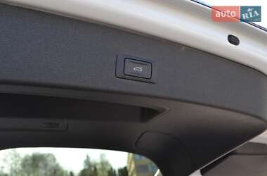 Внедорожник / Кроссовер Audi Q5 2015 в 