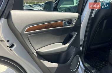 Позашляховик / Кросовер Audi Q5 2015 в 