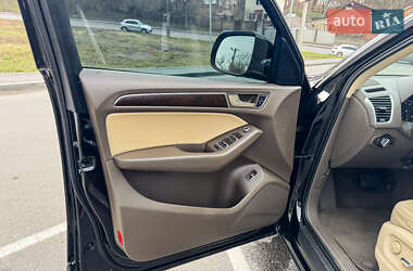 Внедорожник / Кроссовер Audi Q5 2015 в 