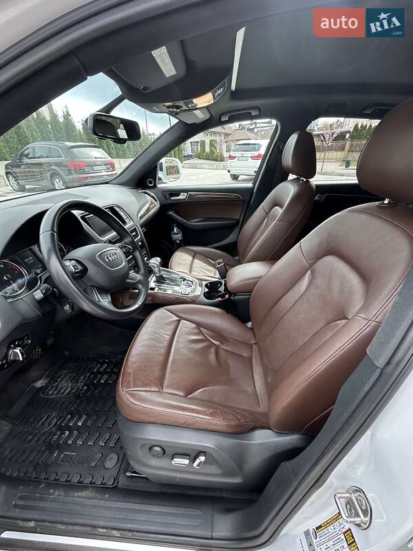 Внедорожник / Кроссовер Audi Q5 2015 в Ровно