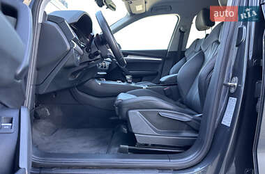 Внедорожник / Кроссовер Audi Q5 2020 в 