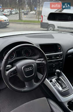Внедорожник / Кроссовер Audi Q5 2010 в 