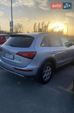 Внедорожник / Кроссовер Audi Q5 2012 в 