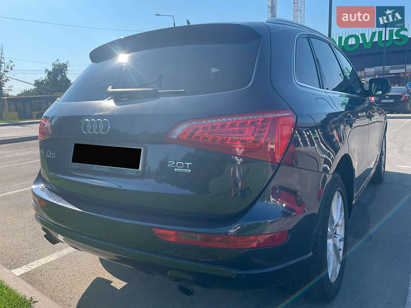 Внедорожник / Кроссовер Audi Q5 2012 в Киеве
