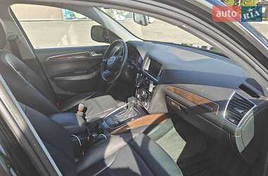 Внедорожник / Кроссовер Audi Q5 2016 в 
