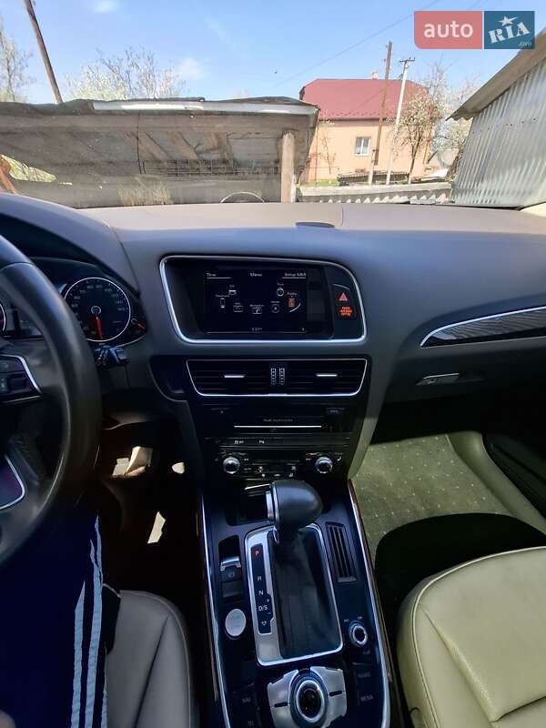 Внедорожник / Кроссовер Audi Q5 2014 в Самборе