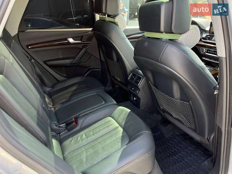 Внедорожник / Кроссовер Audi Q5 2017 в Львове