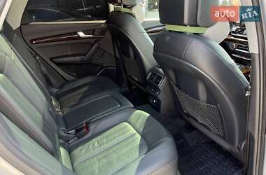 Внедорожник / Кроссовер Audi Q5 2017 в 