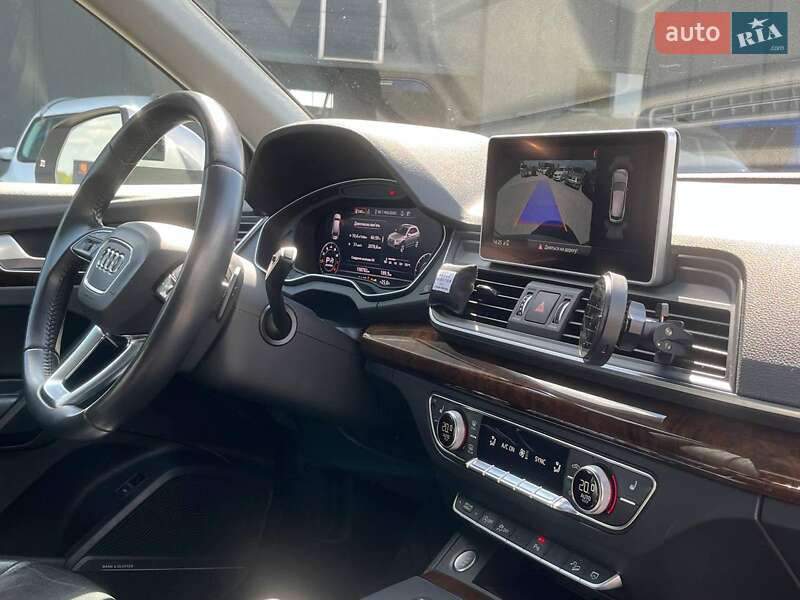 Внедорожник / Кроссовер Audi Q5 2017 в Львове