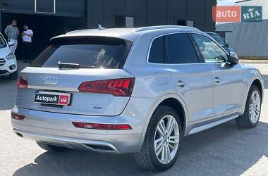 Внедорожник / Кроссовер Audi Q5 2017 в 