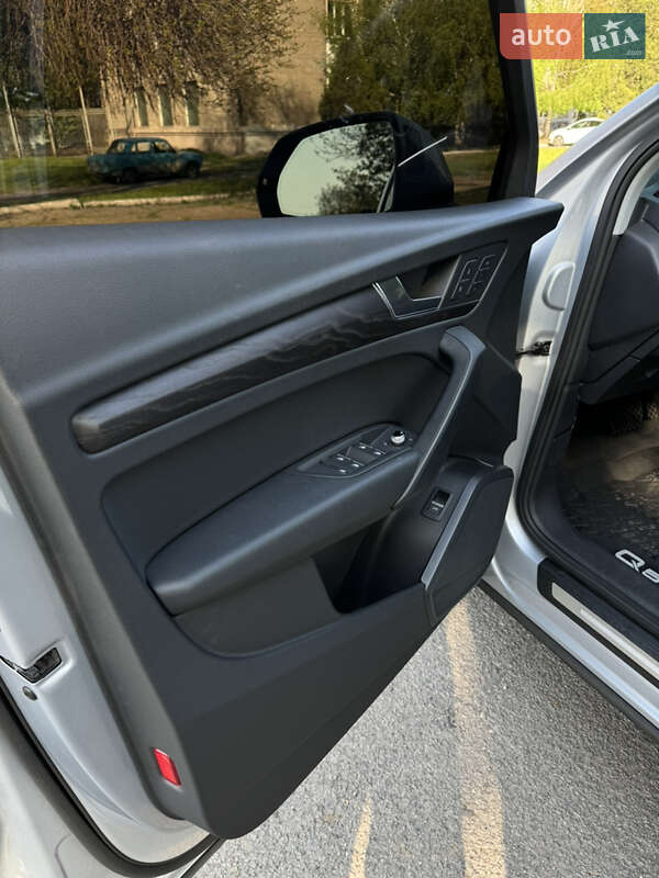Внедорожник / Кроссовер Audi Q5 2018 в Каменском