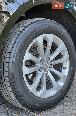 Внедорожник / Кроссовер Audi Q5 2013 в 