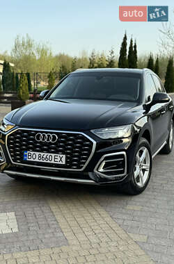 Внедорожник / Кроссовер Audi Q5 2020 в 