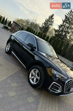 Внедорожник / Кроссовер Audi Q5 2020 в 