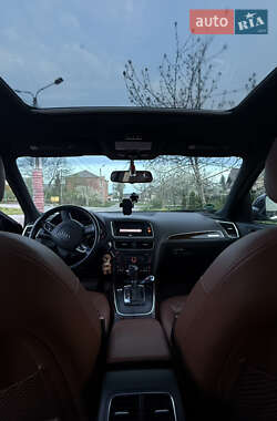 Внедорожник / Кроссовер Audi Q5 2010 в 