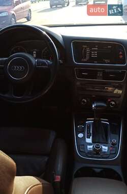 Позашляховик / Кросовер Audi Q5 2013 в 