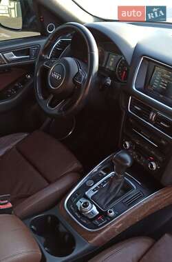 Позашляховик / Кросовер Audi Q5 2013 в 