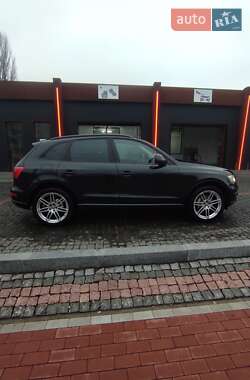 Позашляховик / Кросовер Audi Q5 2009 в Чернігові