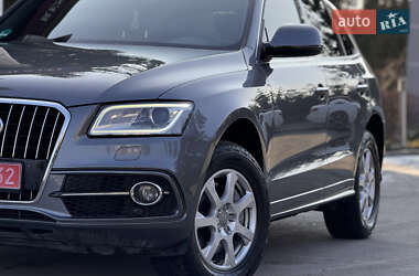 Позашляховик / Кросовер Audi Q5 2015 в 
