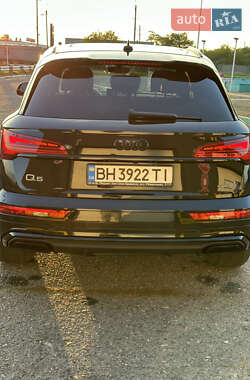 Внедорожник / Кроссовер Audi Q5 2020 в 
