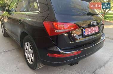 Внедорожник / Кроссовер Audi Q5 2011 в 
