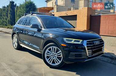 Внедорожник / Кроссовер Audi Q5 2018 в 