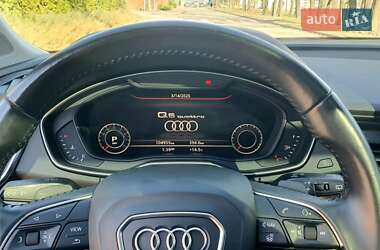 Внедорожник / Кроссовер Audi Q5 2018 в 