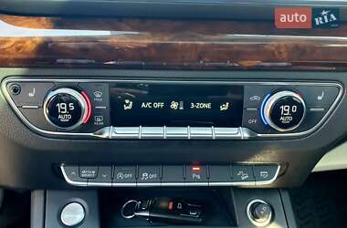 Внедорожник / Кроссовер Audi Q5 2018 в 