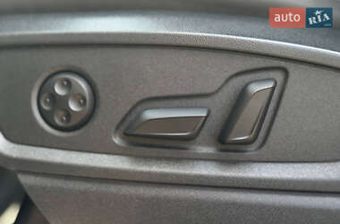 Внедорожник / Кроссовер Audi Q5 2021 в 