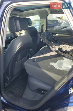 Внедорожник / Кроссовер Audi Q5 2022 в 