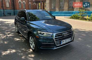 Позашляховик / Кросовер Audi Q5 2017 в 