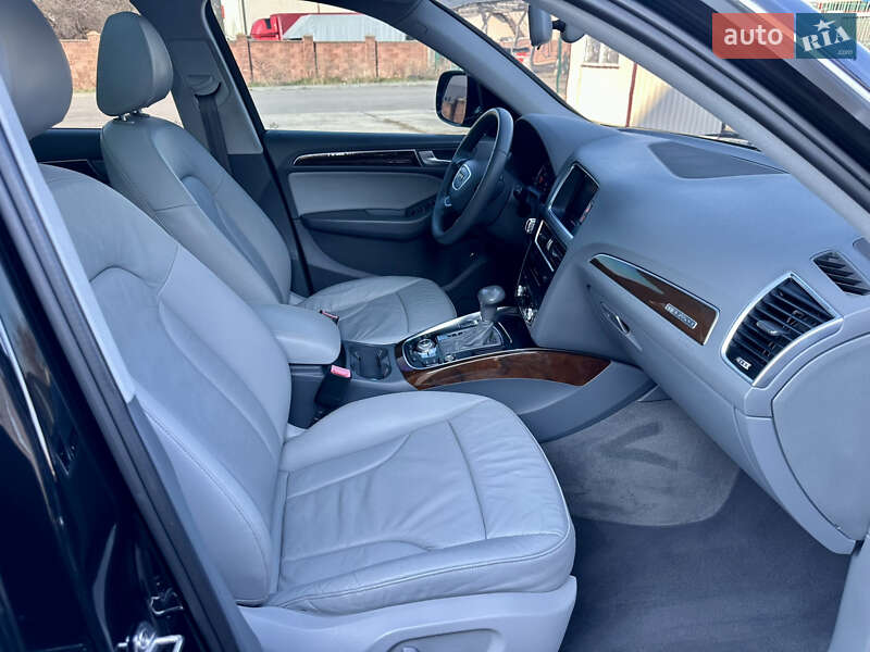 Внедорожник / Кроссовер Audi Q5 2016 в Киеве