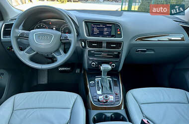 Внедорожник / Кроссовер Audi Q5 2016 в 