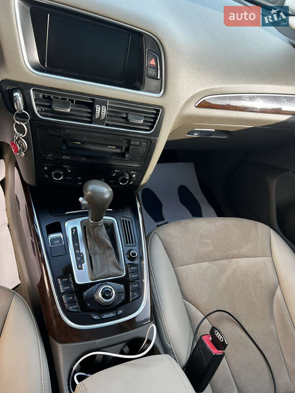 Внедорожник / Кроссовер Audi Q5 2012 в Хотине фото 5 Внедорожник / Кроссовер Audi Q5 2012 в Хотине