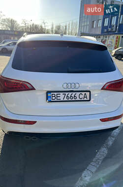 Внедорожник / Кроссовер Audi Q5 2011 в 