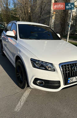 Внедорожник / Кроссовер Audi Q5 2011 в 
