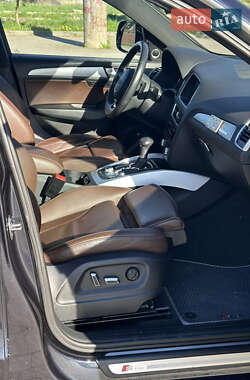 Внедорожник / Кроссовер Audi Q5 2017 в 