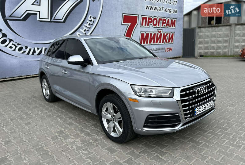 Внедорожник / Кроссовер Audi Q5 2017 в Хмельницком