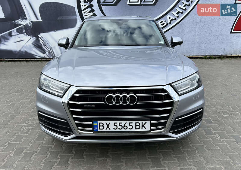 Внедорожник / Кроссовер Audi Q5 2017 в Хмельницком