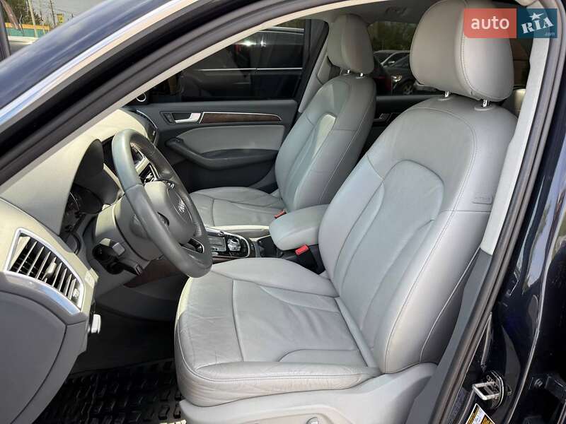 Внедорожник / Кроссовер Audi Q5 2015 в Ровно