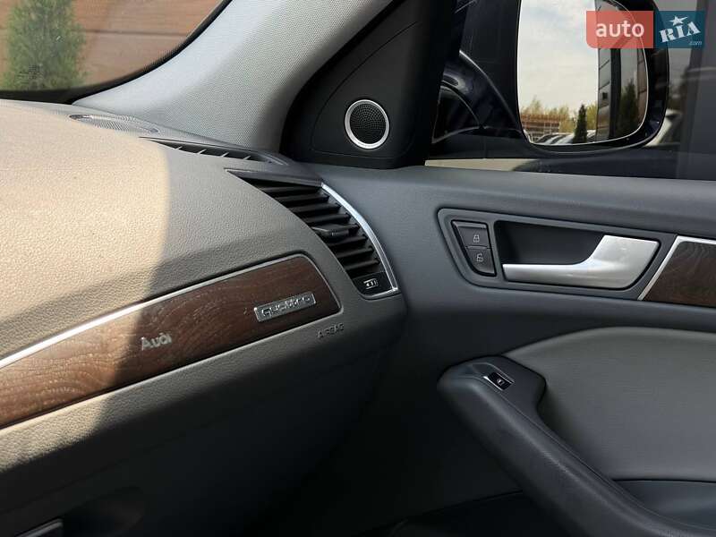 Внедорожник / Кроссовер Audi Q5 2015 в Ровно