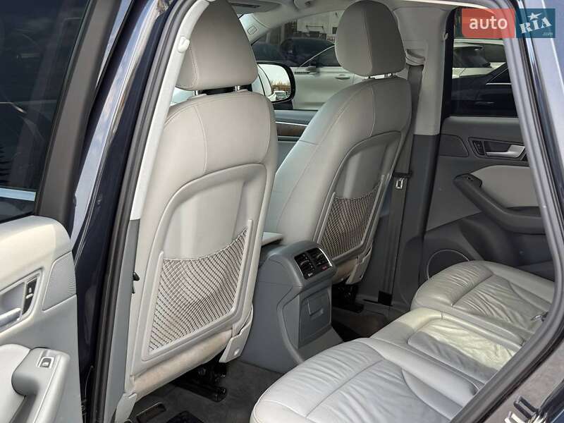 Внедорожник / Кроссовер Audi Q5 2015 в Ровно
