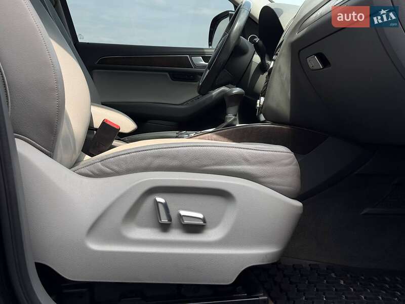 Внедорожник / Кроссовер Audi Q5 2015 в Ровно