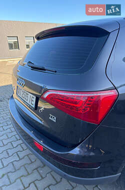 Внедорожник / Кроссовер Audi Q5 2010 в 