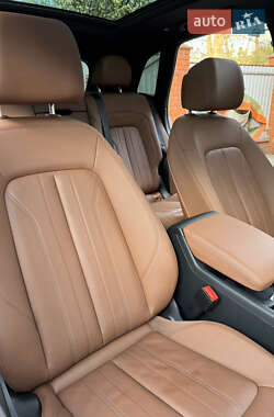 Внедорожник / Кроссовер Audi Q5 2022 в 