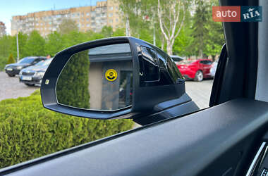 Внедорожник / Кроссовер Audi Q5 2023 в 