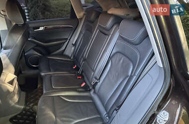 Внедорожник / Кроссовер Audi Q5 2011 в 