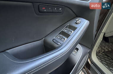 Внедорожник / Кроссовер Audi Q5 2011 в 